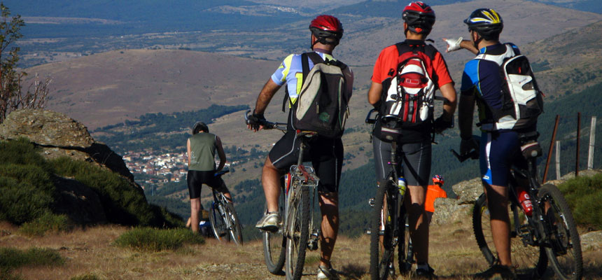 Rutas en BTT y mountain bike, guiadas y alquiler btt